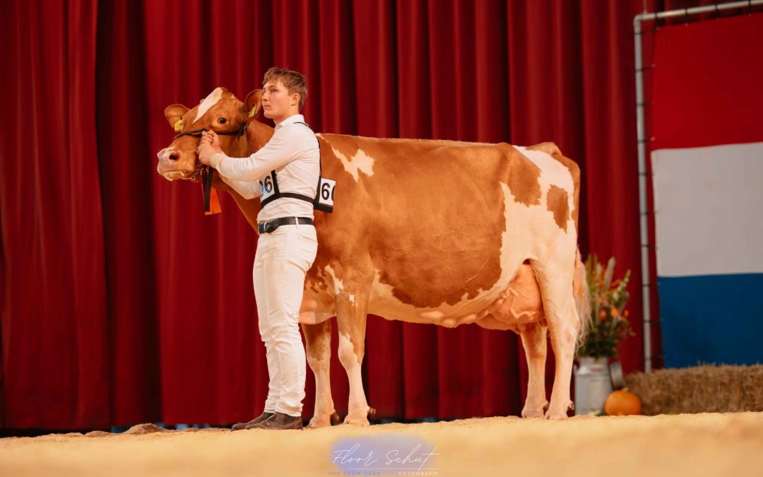 Moeder van Red Massey schittert op de HHH show!